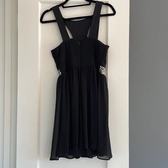 Black dress with sequin size M - Picture 2 of 4